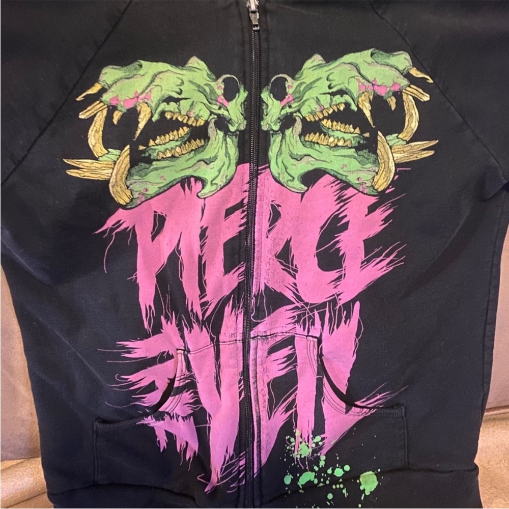 ISO PIERCE THE VEIL Hippo HOODIE